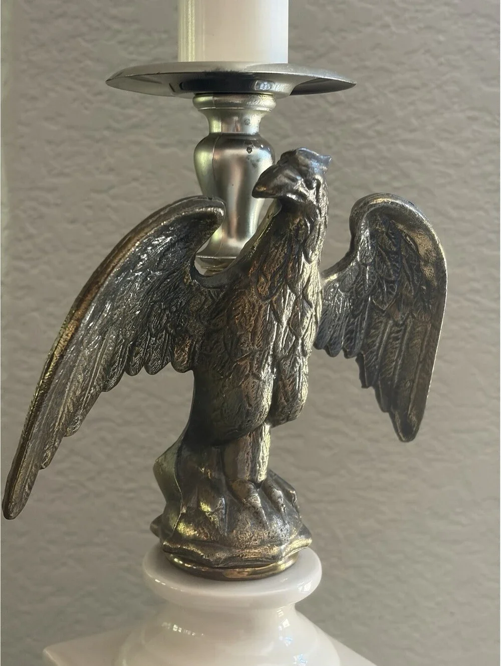 Vintage 29” tall Brass/bronze American Eagle Lamp Ceramic Base EUC